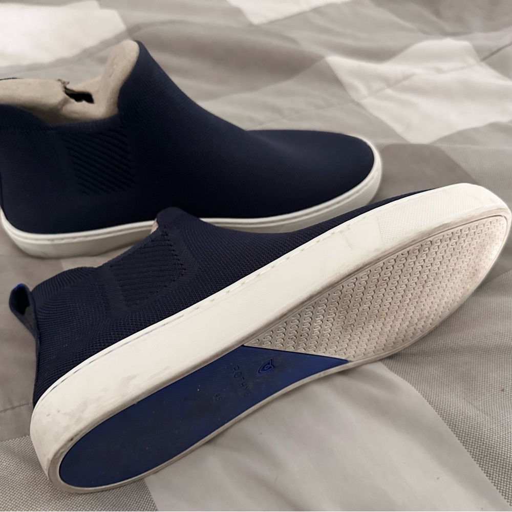 WOMENS Rothy’s Chelsea’s  Navy Slip-On Sneakers